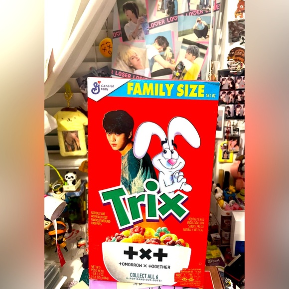 SOBIN Trix Cereals-K POP Tomorrow X Together Limited Edition - Picture 1 of 3